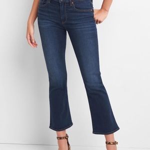 Super cute Gap cropped flare 10
